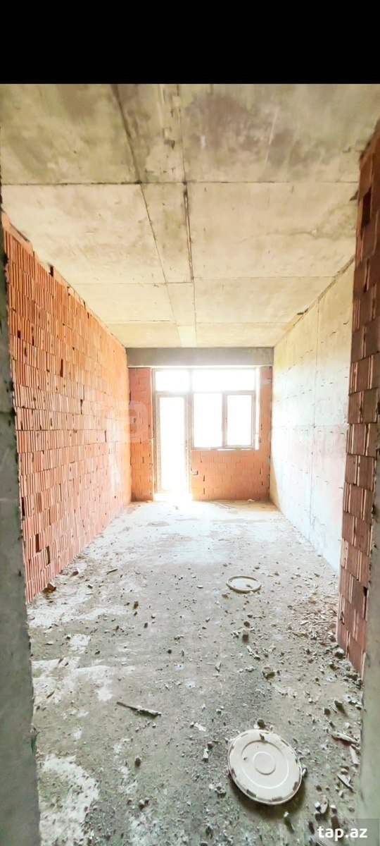 3-otaqlı yeni tikili, Elmlər Akademiyası m., 145 m²