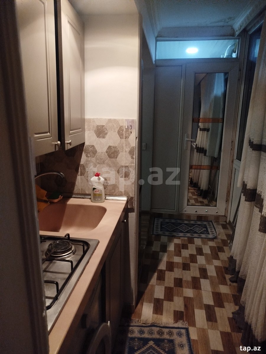 1-otaqlı mənzil kirayə verilir, Nizami m., 30 m²