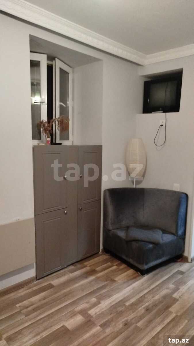 1-otaqlı mənzil kirayə verilir, Nizami m., 30 m²