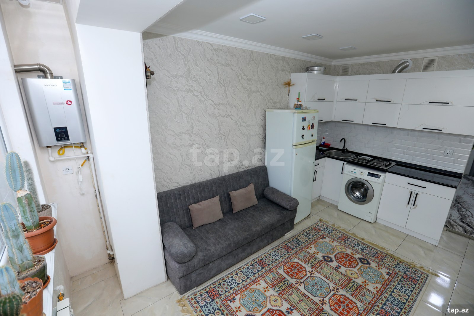 3-otaqlı mənzil, Neapol küç. 23, 60 m²
