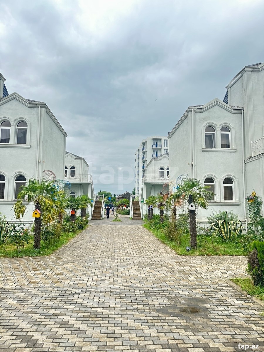 6-otaqlı yeni tikili kirayə verilir, Astara r., 212 m²
