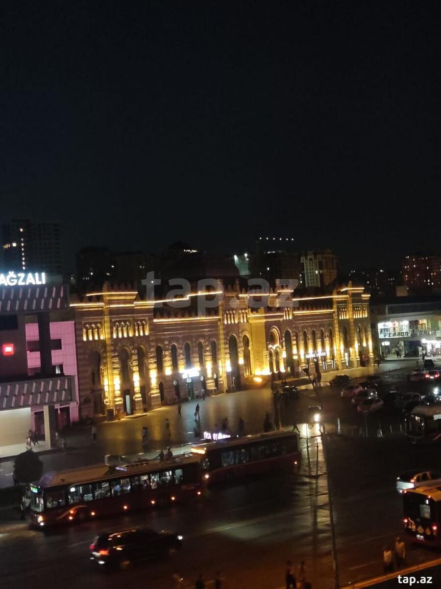 2-otaqlı mənzil, 28 May m., 70 m²