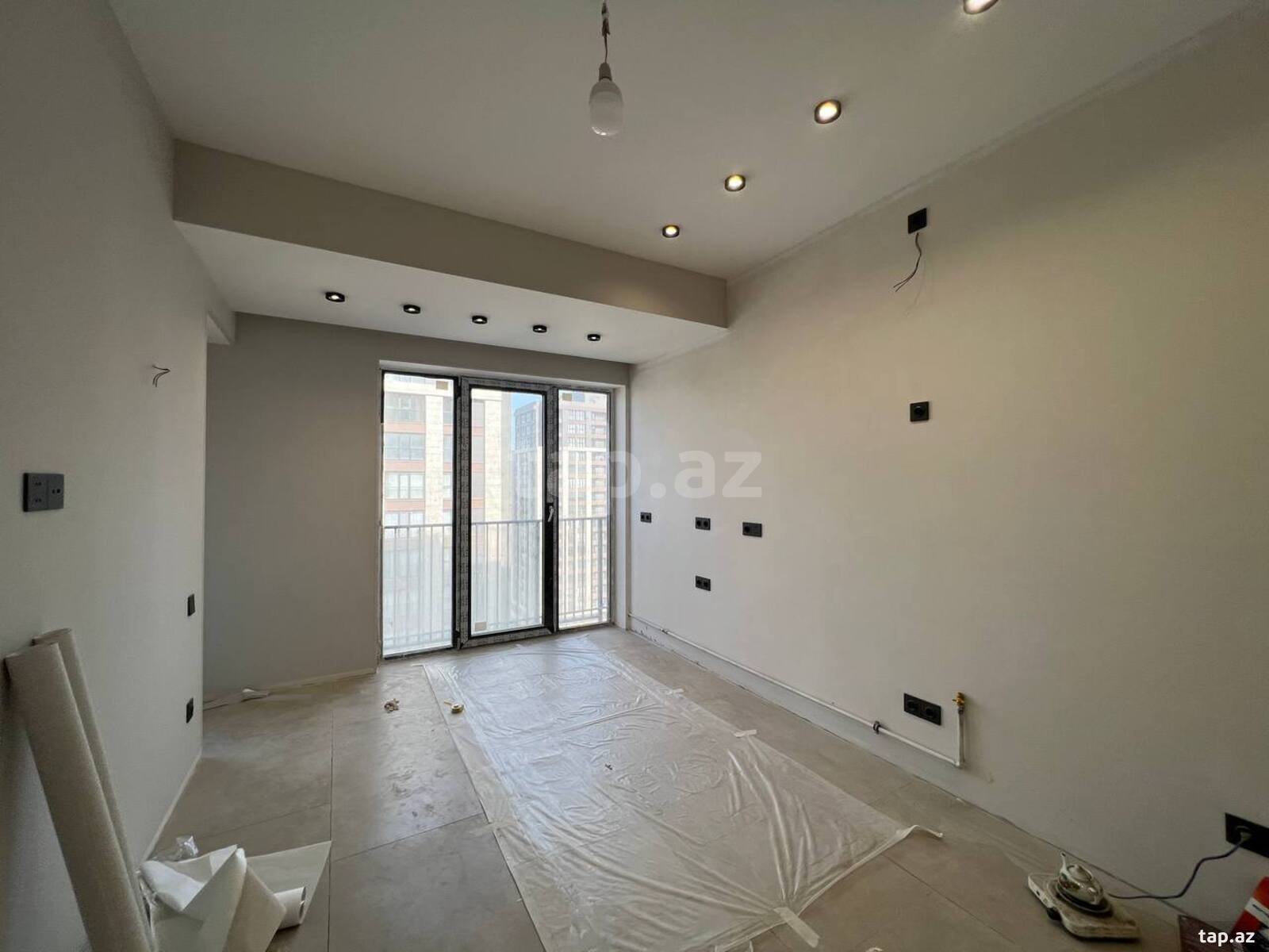 3-otaqlı yeni tikili, N.Rəfiyev küç., 128 m²