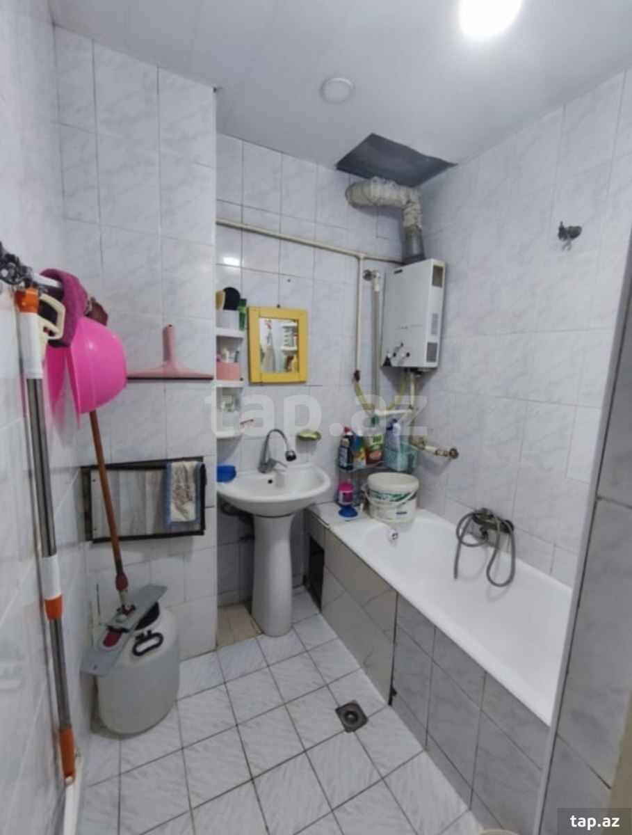 3-otaqlı mənzil, Neftçilər m., 70 m²
