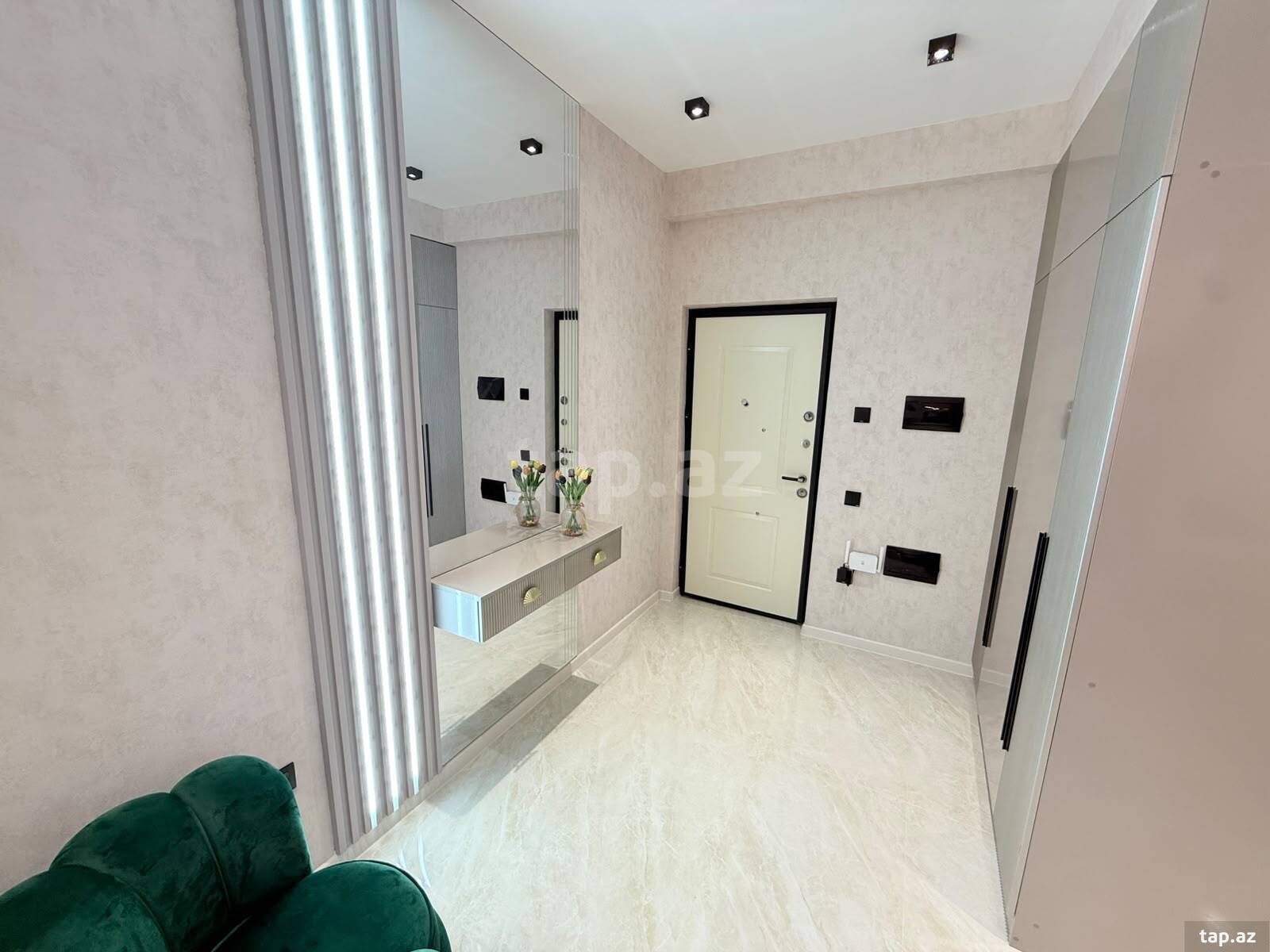 2-otaqlı yeni tikili, N.Tusi küç., 71 m²