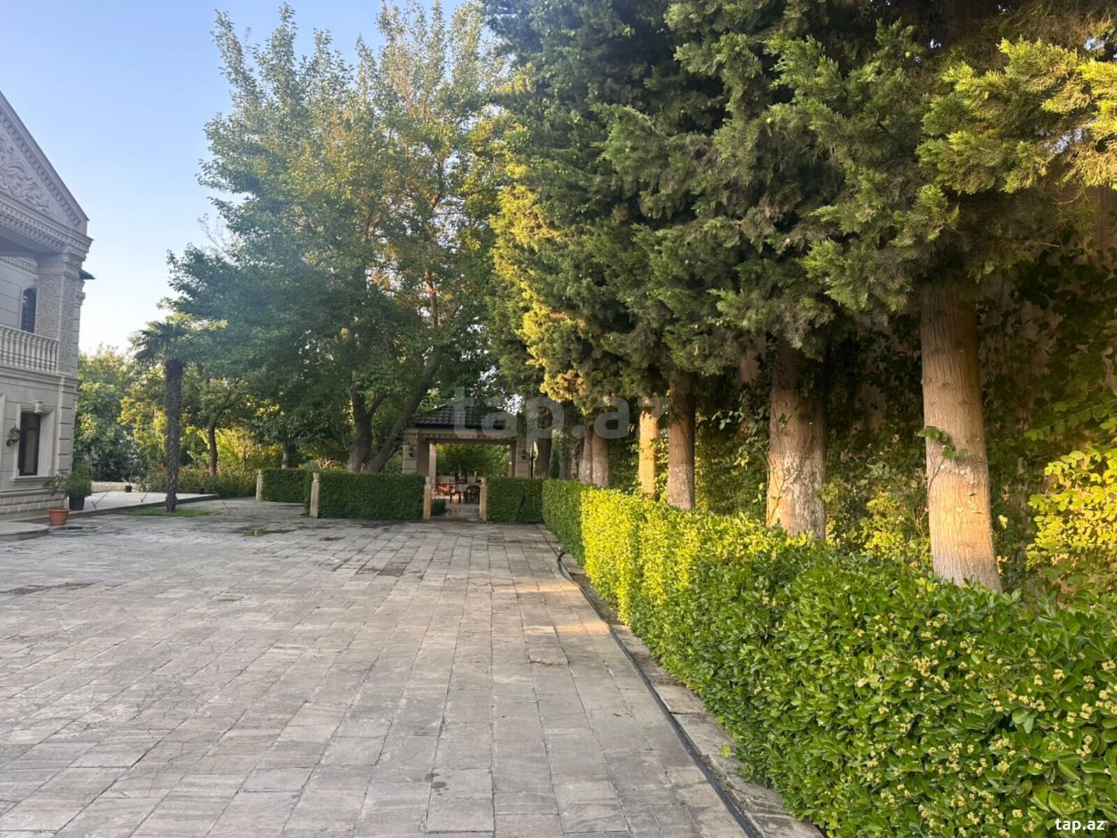 Bağ evi, Savalan qəs.