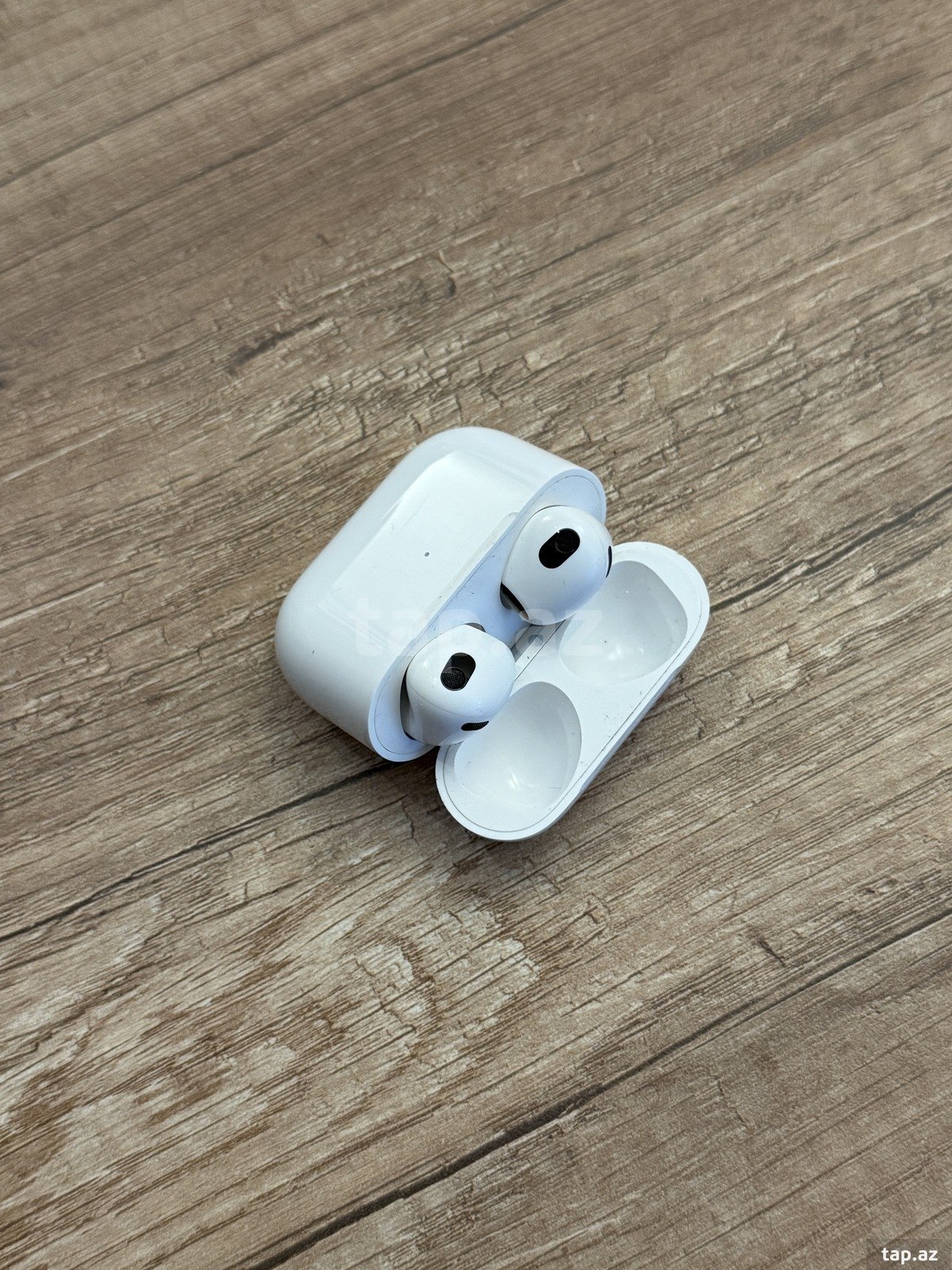 Apple AirPods 3