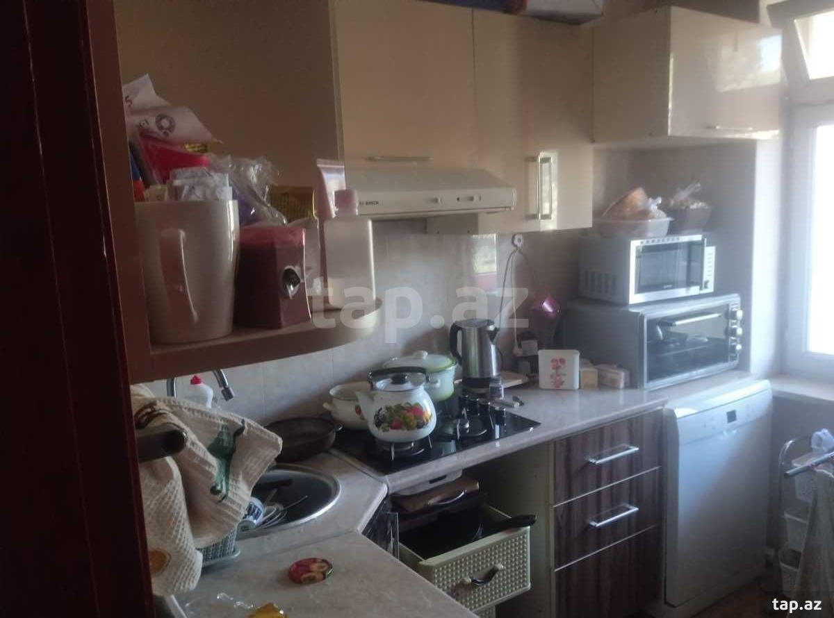 3-otaqlı mənzil kirayə verilir, Bakıxanov qəs., 70 m²