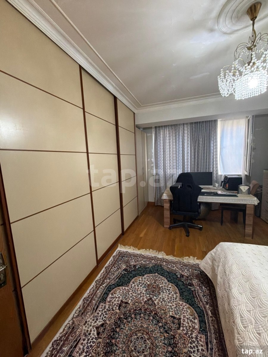 4-otaqlı mənzil, Yasamal r., 90 m²