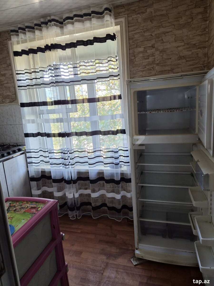 3-otaqlı mənzil kirayə verilir, Gəncə ş., 80 m²