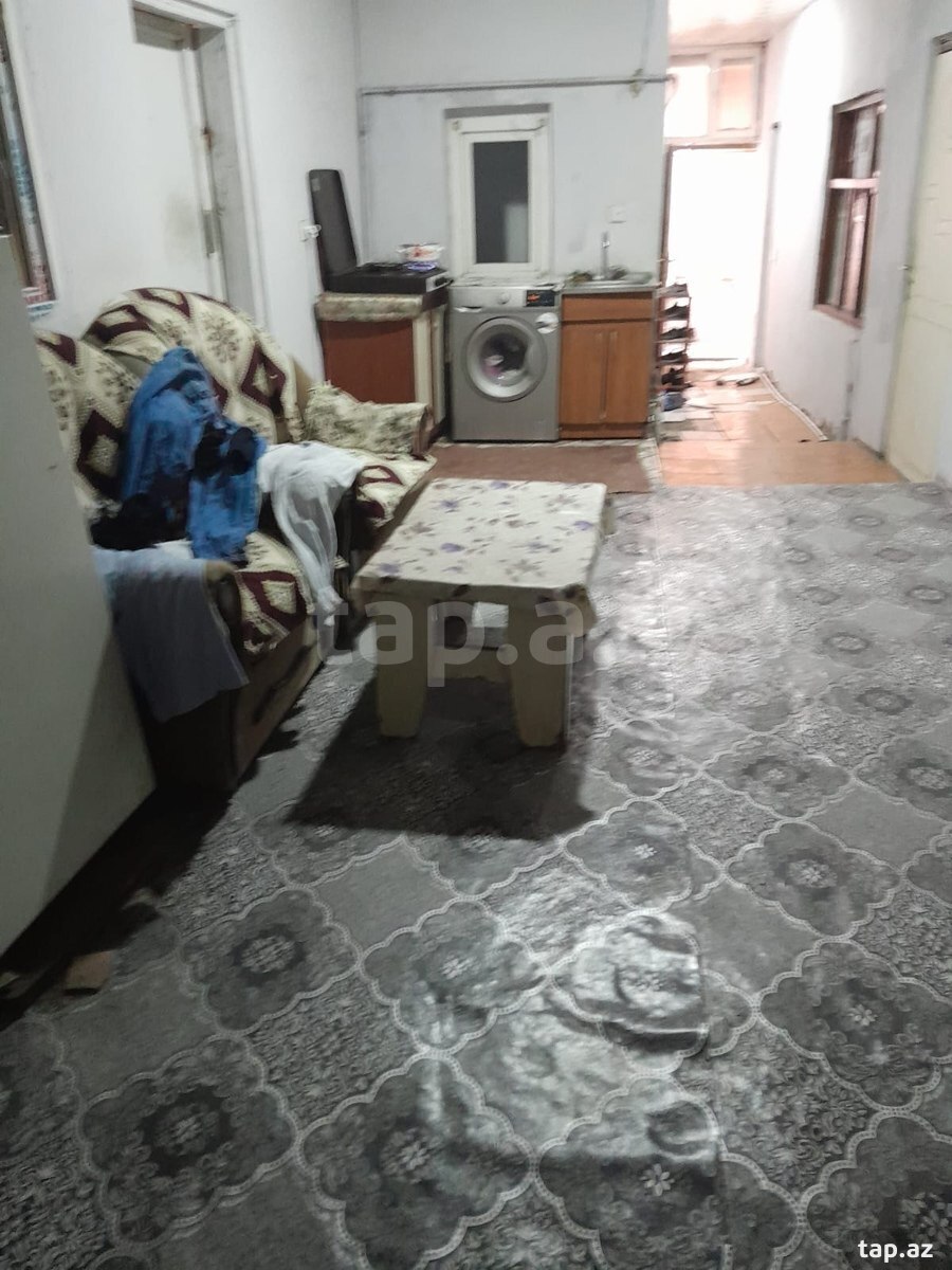 Həyət evi kirayə verilir, Ulduz m.