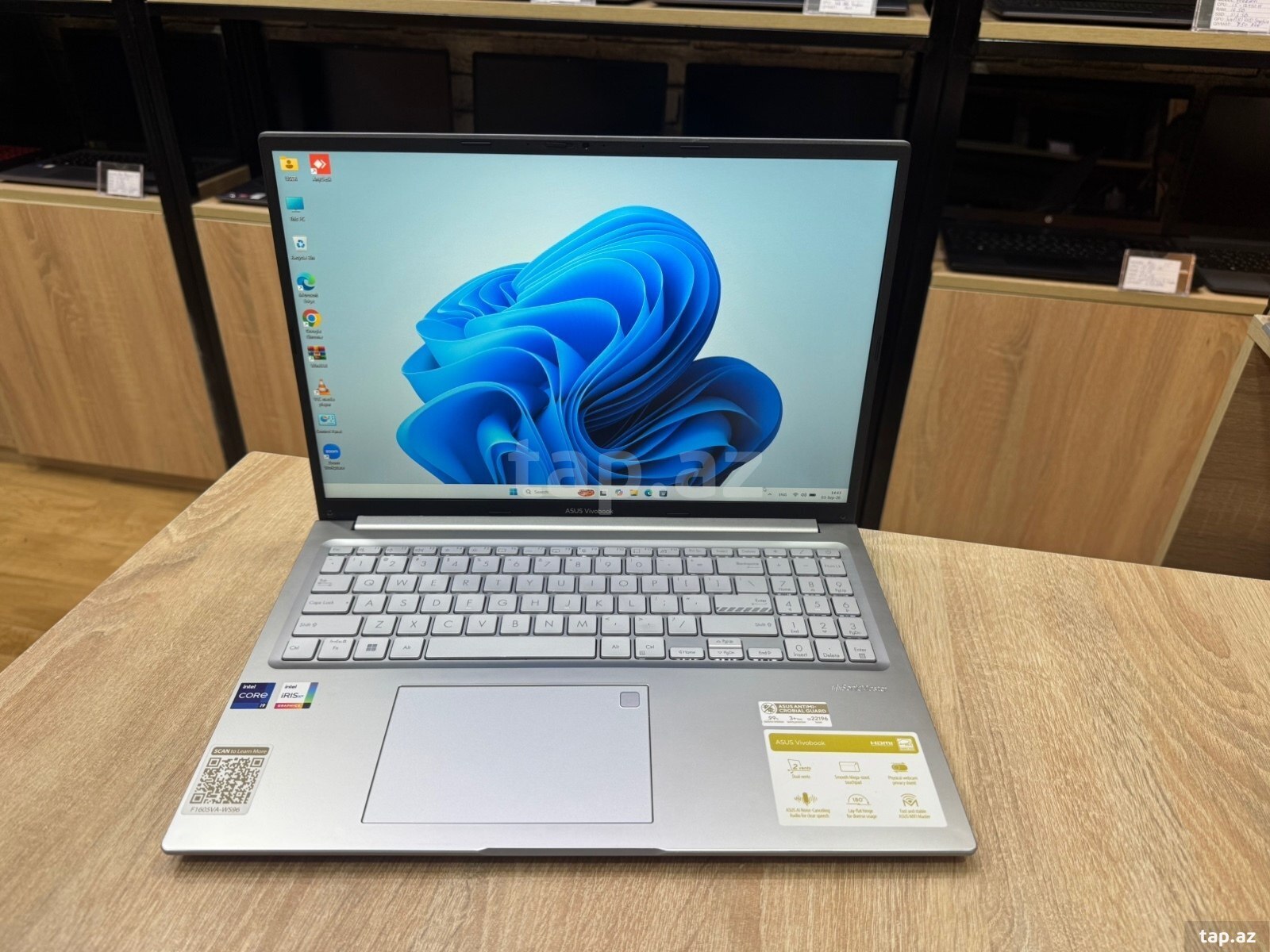 ASUS VivoBook X1605VA   İ9