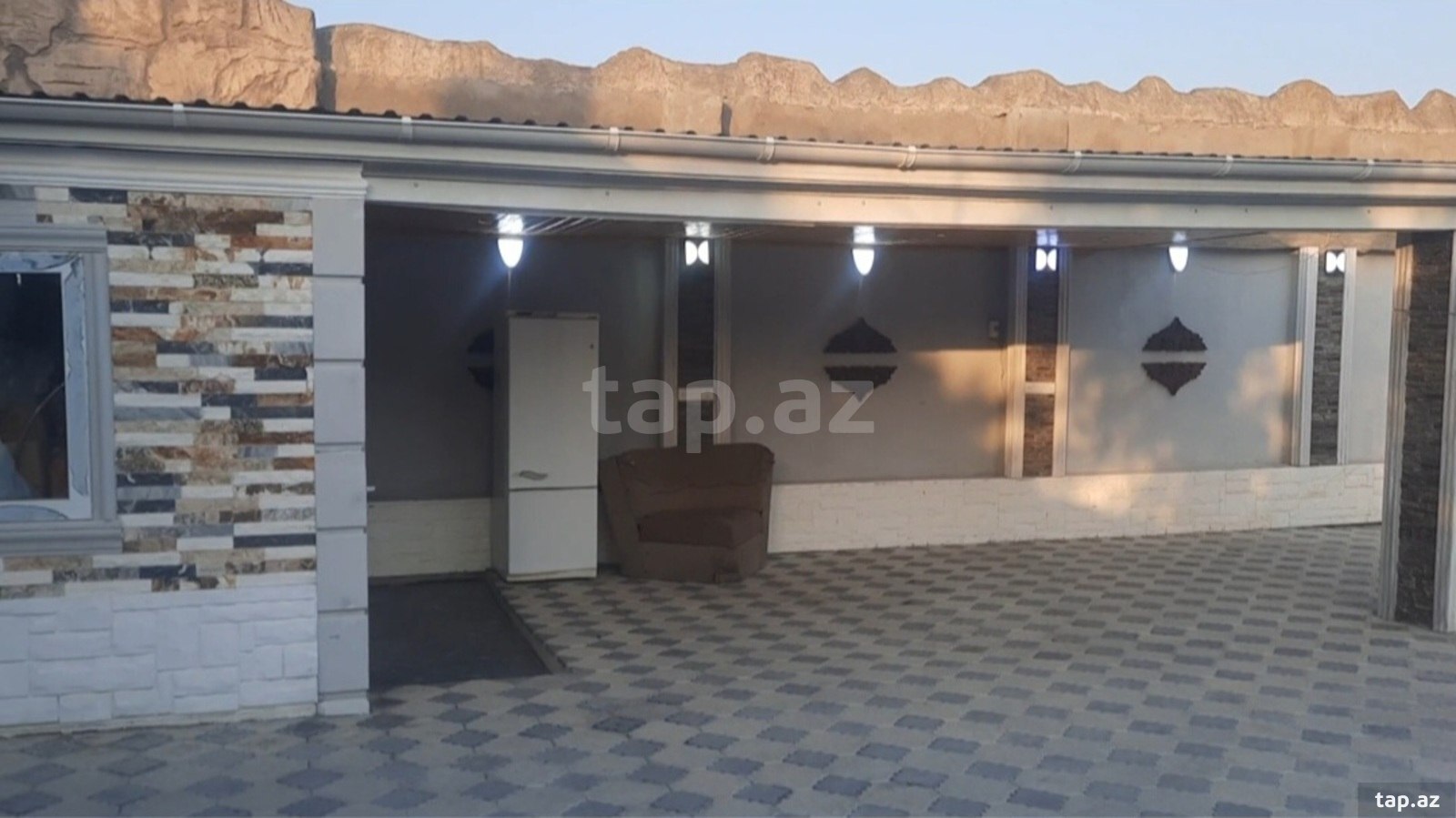 Bağ evi kirayə verilir, Şüvəlan qəs.