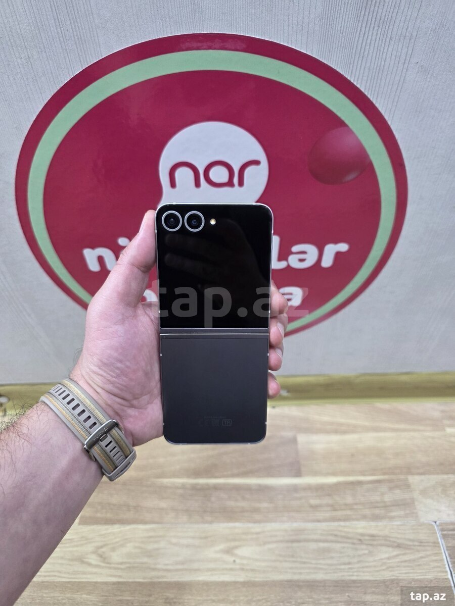 Samsung Galaxy Z Flip 6 Black 256GB/12GB