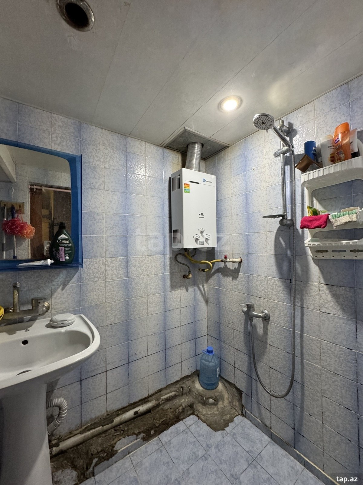 2-otaqlı mənzil, Elmlər Akademiyası m., 60 m²
