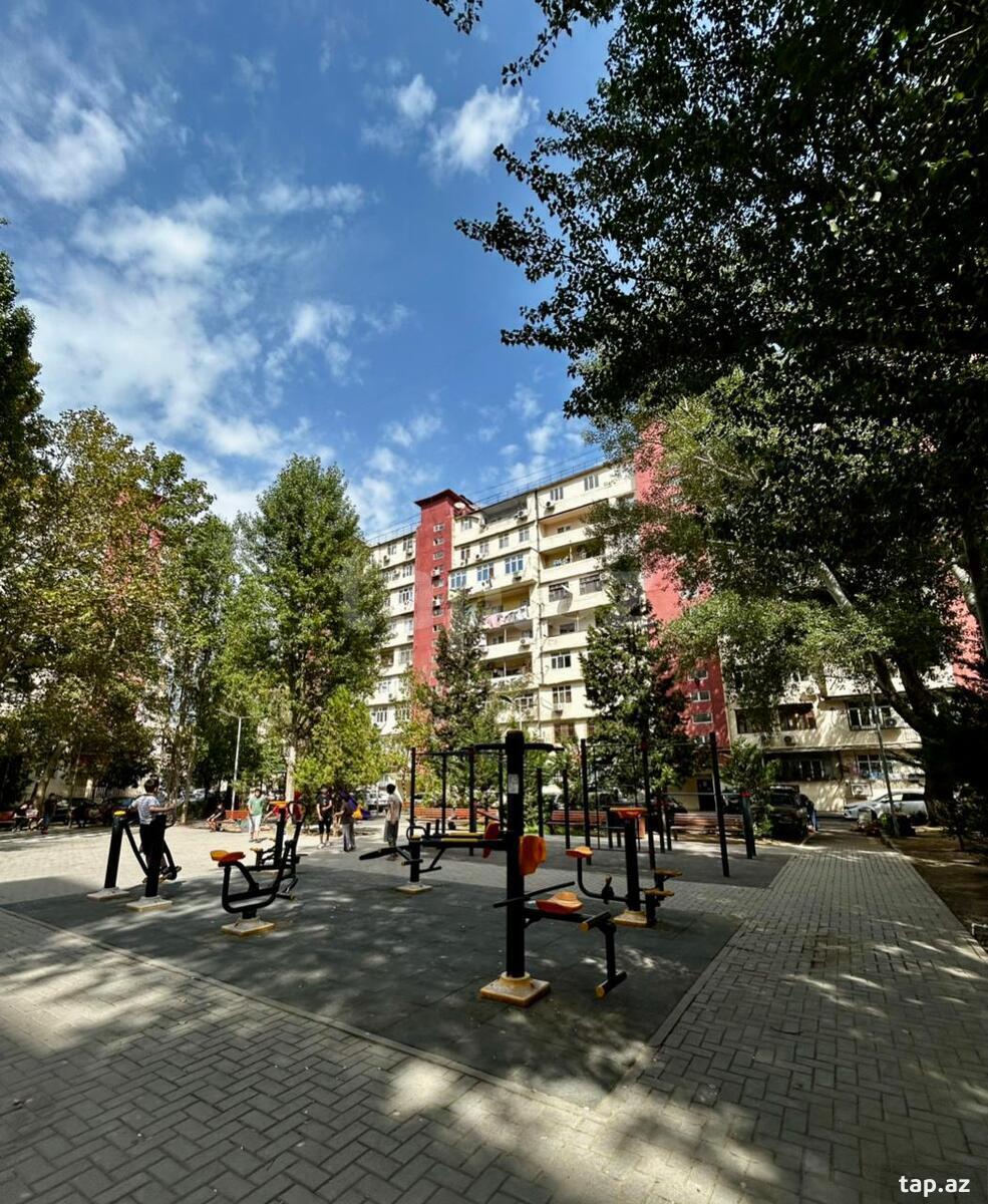 3-otaqlı mənzil, Dadaş Bünyadzadə küç., 80 m²