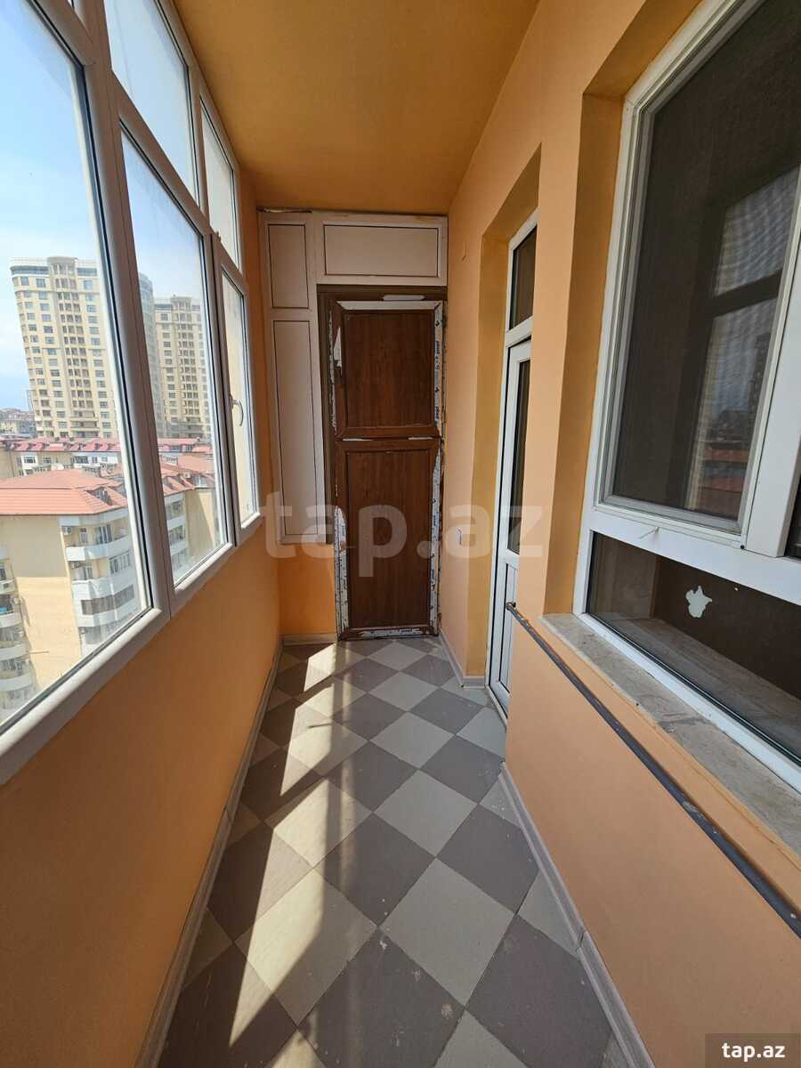 3-otaqlı yeni tikili, Fuad İbrahimbəyov küç., 110 m²