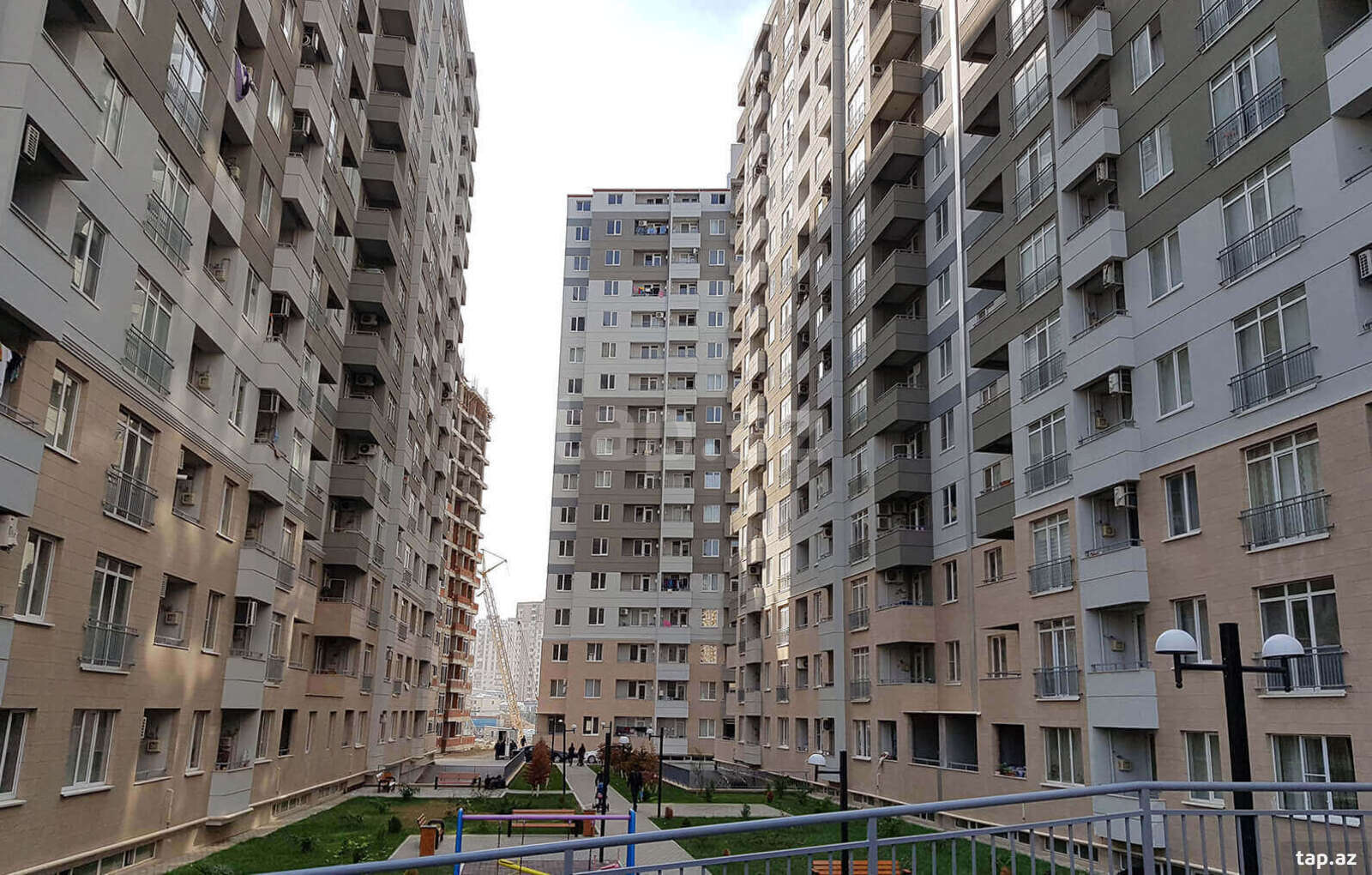 3-otaqlı yeni tikili, Həsən bəy Zərdabi küç., 77 m²