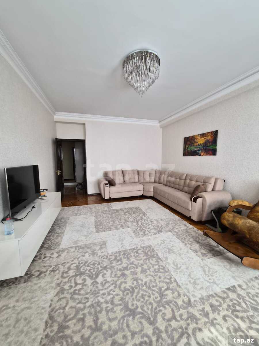 3-otaqlı yeni tikili, Memar Əcəmi m., 98 m²