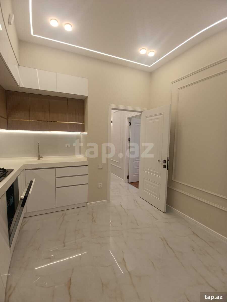 2-otaqlı yeni tikili, Şah İsmayıl Xətai m., 75 m²
