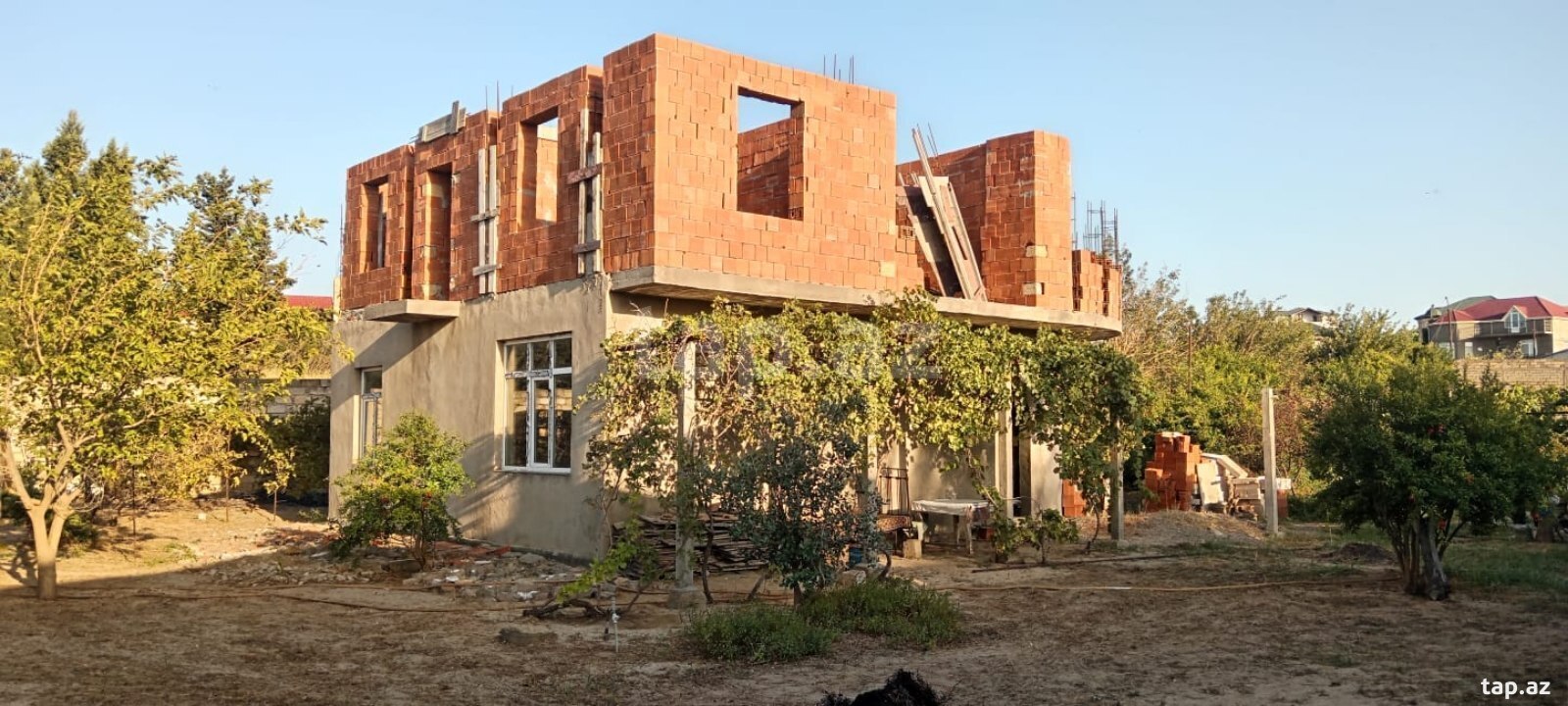 4 otaqlı bağ evi satılır, Bakı