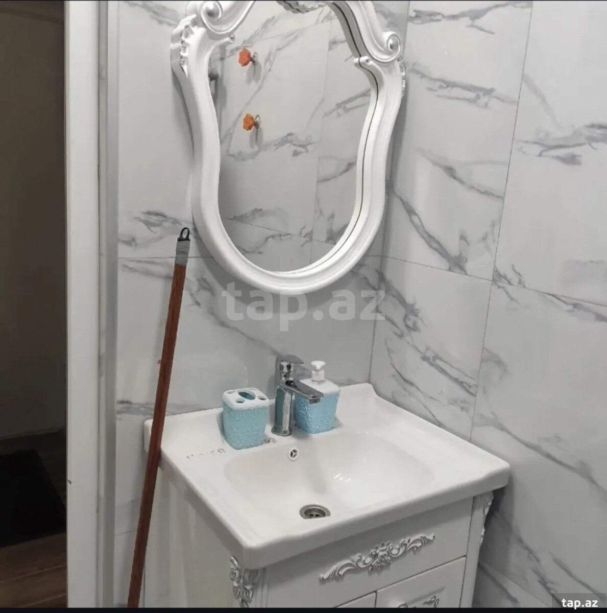 2-otaqlı mənzil kirayə verilir, Gəncə ş., 60 m²