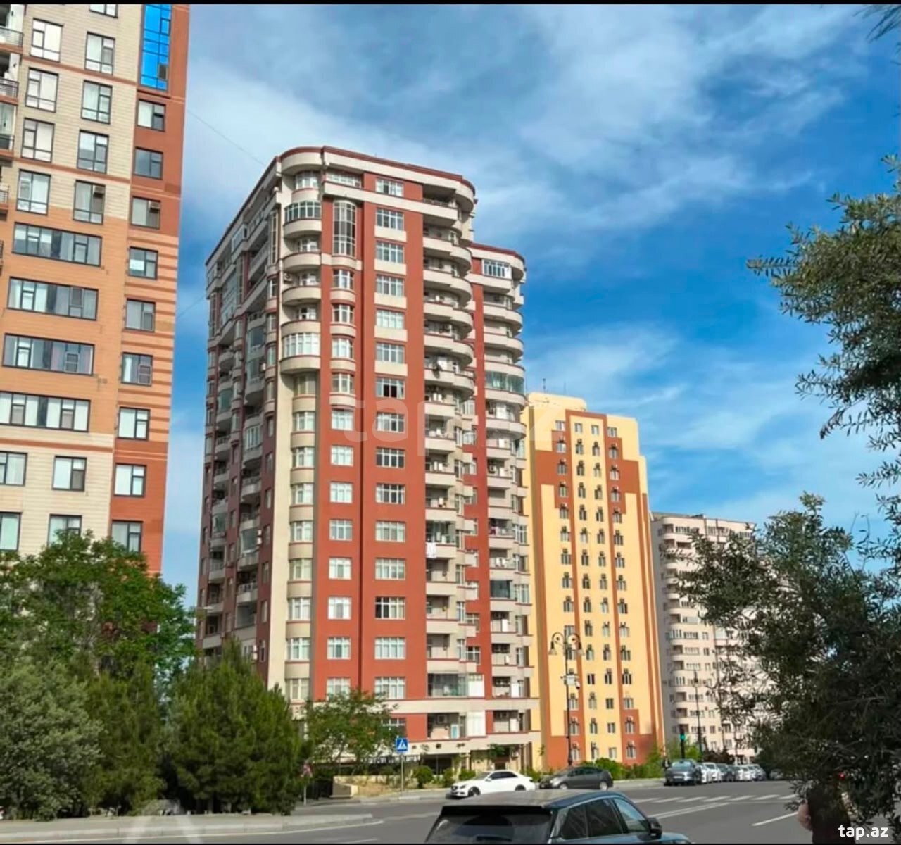 3-otaqlı yeni tikili, İsmayıl bəy Qutqaşınlı küç.66, 107 m²