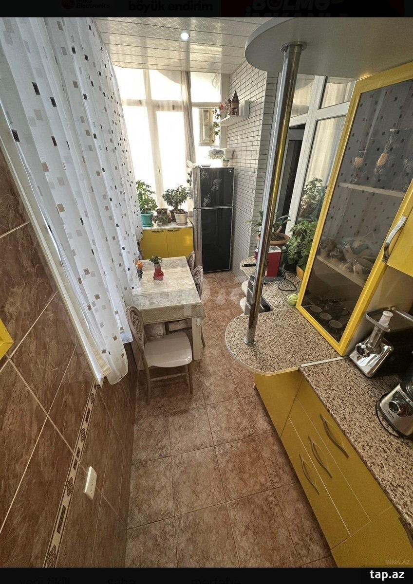 3-otaqlı yeni tikili, İsmayıl bəy Qutqaşınlı küç.66, 107 m²
