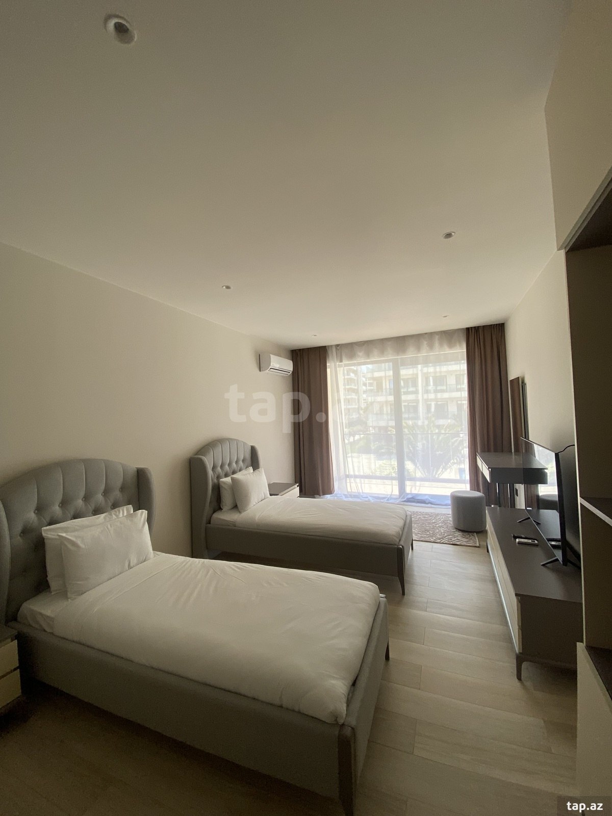3-otaqlı yeni tikili kirayə verilir, Sea Breeze, 160 m²
