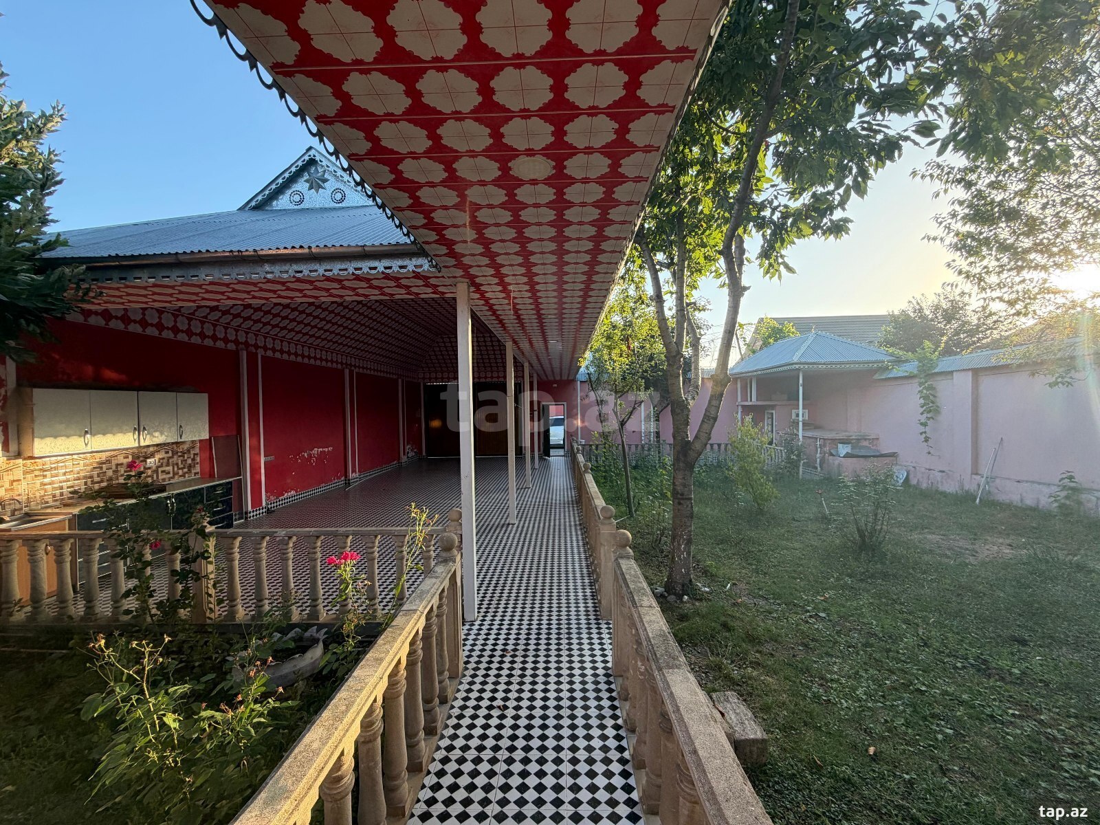 Bağ evi kirayə verilir, Qəbələ ş.