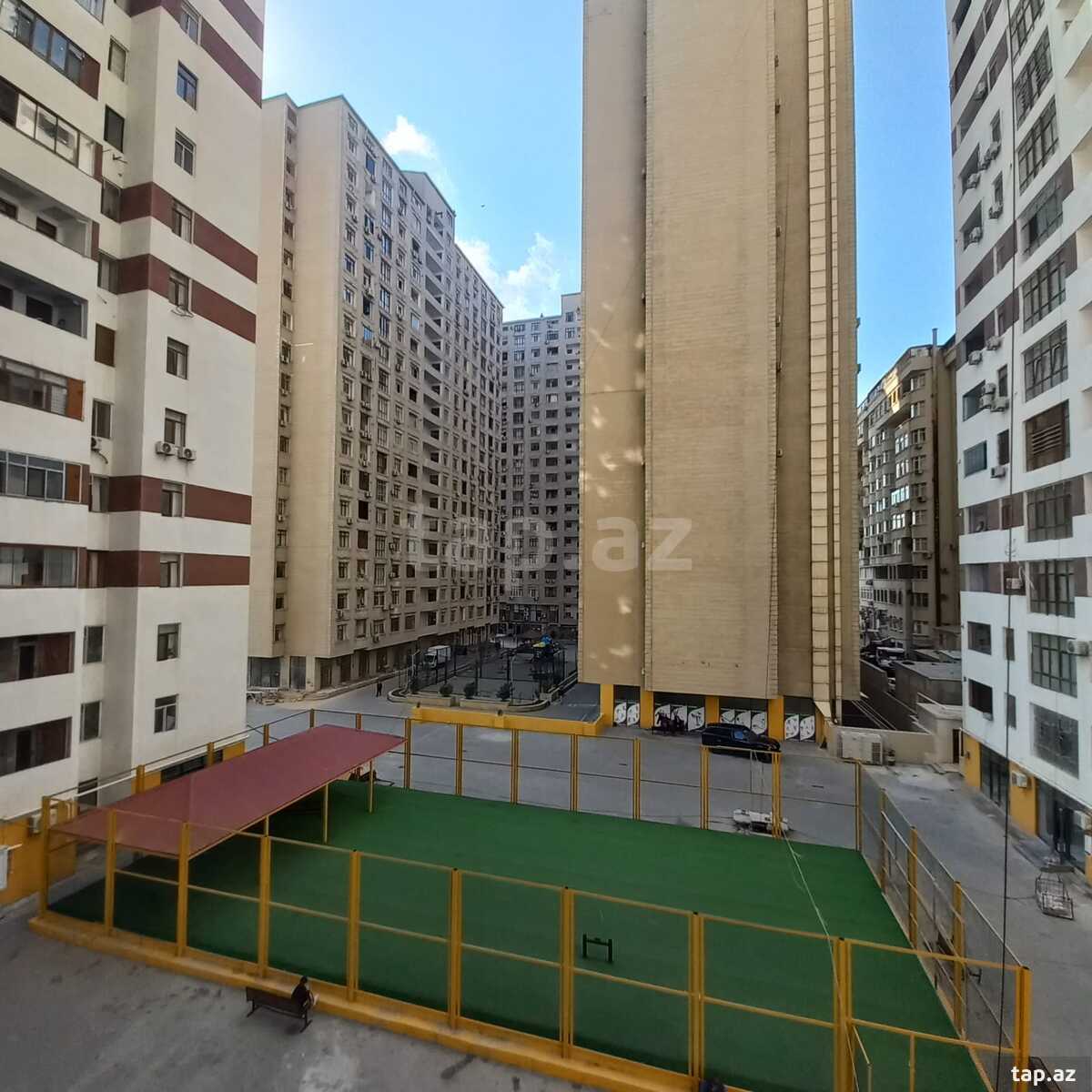 2-otaqlı yeni tikili, İnşaatçılar m., 90 m²