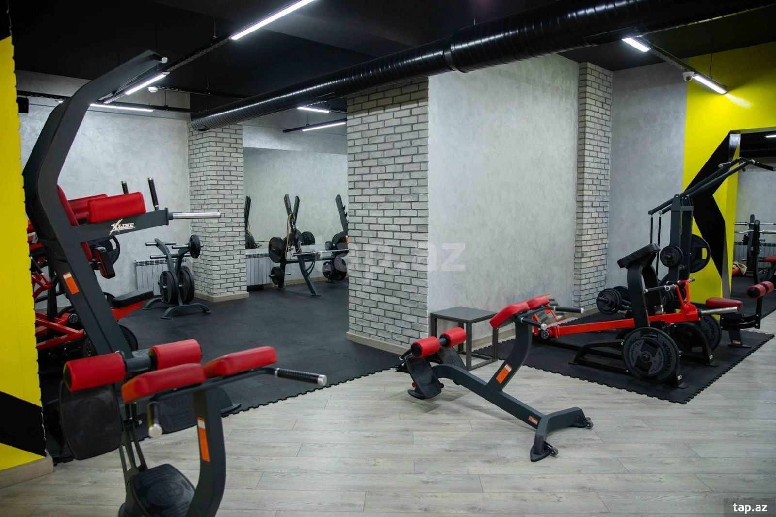 2-otaqlı yeni tikili, İnşaatçılar m., 90 m²
