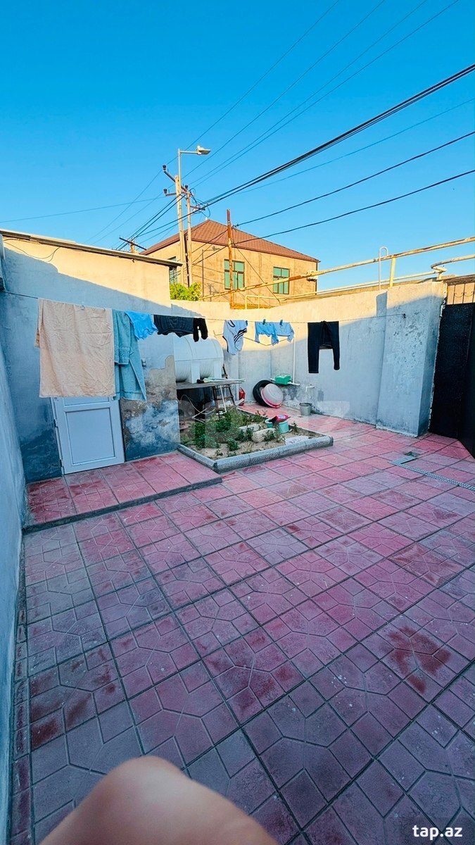 Həyət evi kirayə verilir, Şağan qəs.
