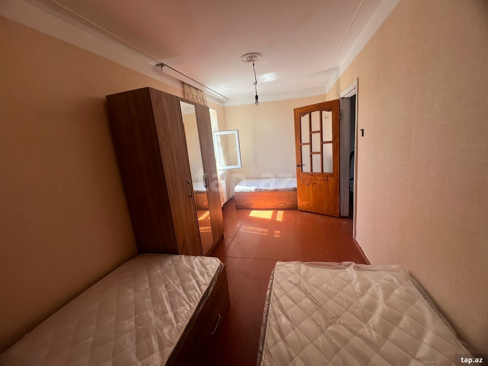 2-otaqlı mənzil kirayə verilir, 4-cü mkr., 45 m²