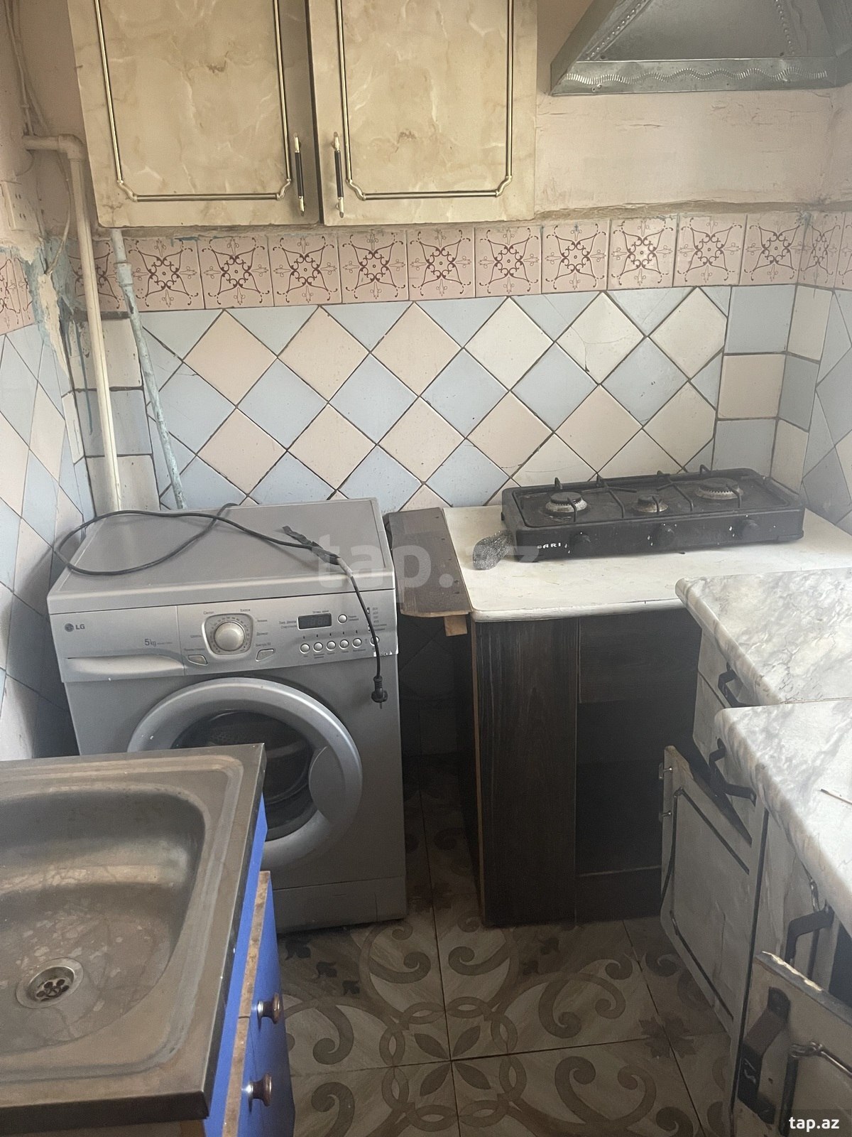 3-otaqlı mənzil kirayə verilir, Gəncə ş., 118 m²