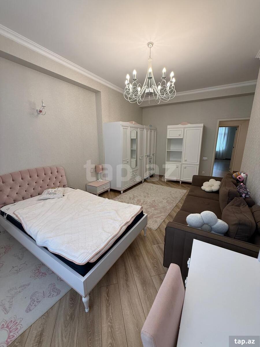 4-otaqlı yeni tikili kirayə verilir, Ağ Şəhər., 160 m²