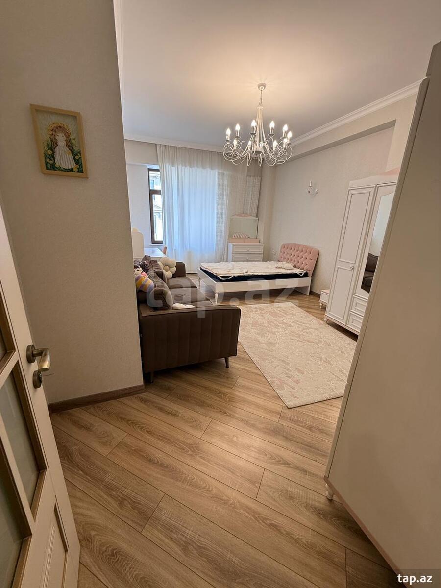 4-otaqlı yeni tikili kirayə verilir, Ağ Şəhər., 160 m²