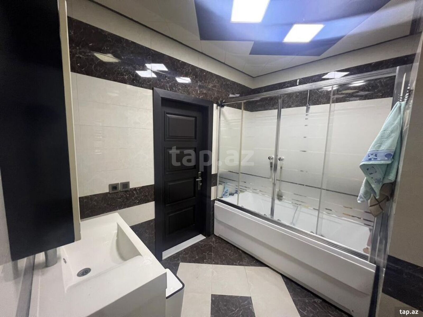 3-otaqlı yeni tikili, H.Zərdabi küç., 136 m²