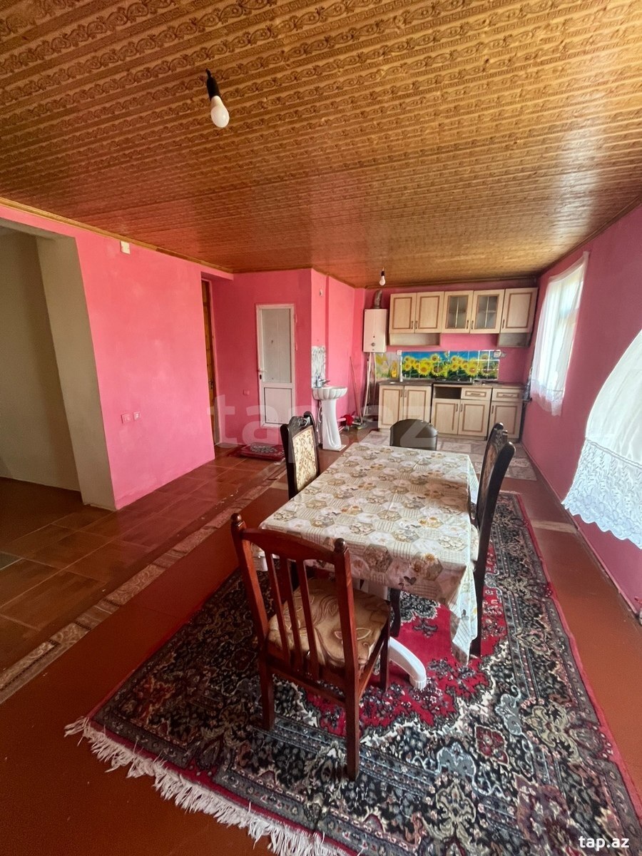 2-otaqlı mənzil kirayə verilir, Astara r., 90 m²