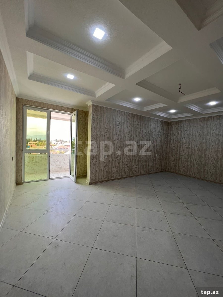 2-otaqlı yeni tikili, 28 May küç., 75 m²