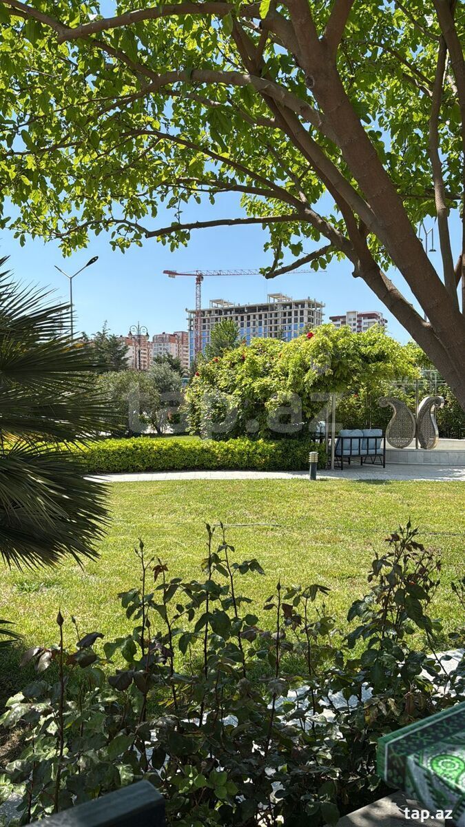 4-otaqlı yeni tikili, Sumqayıt ş., 199.7 m²