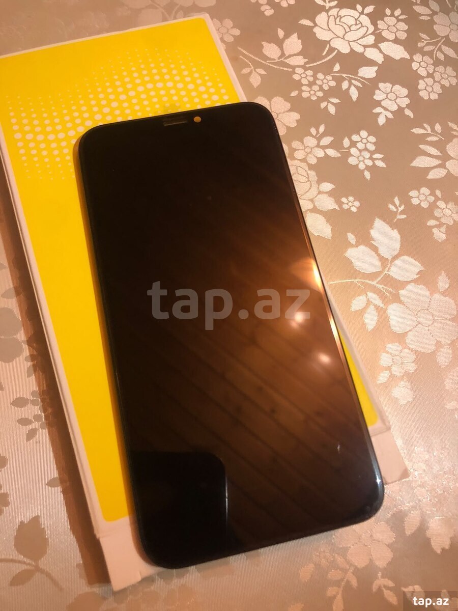 Apple iPhone X Silver 64GB/3GB ekranı