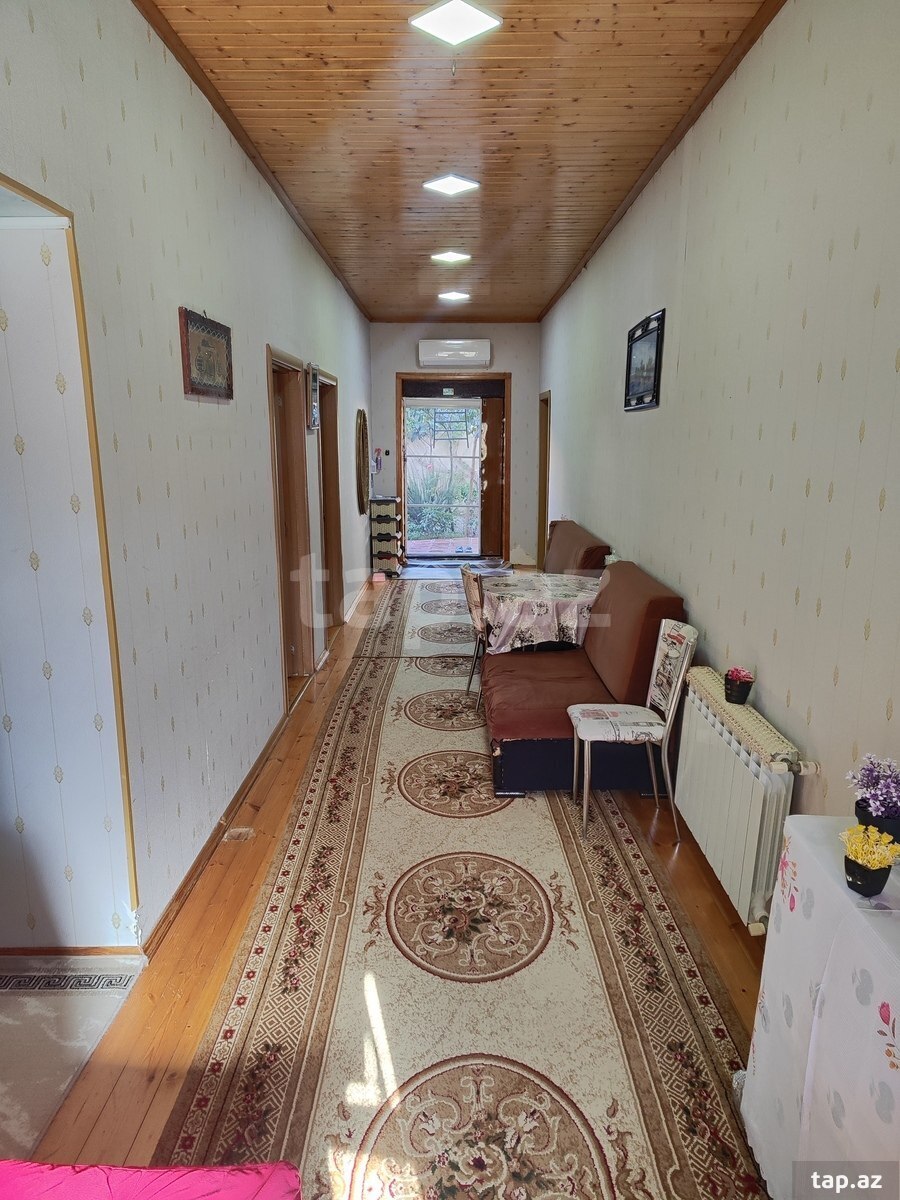 Həyət evi, Buzovna qəs.