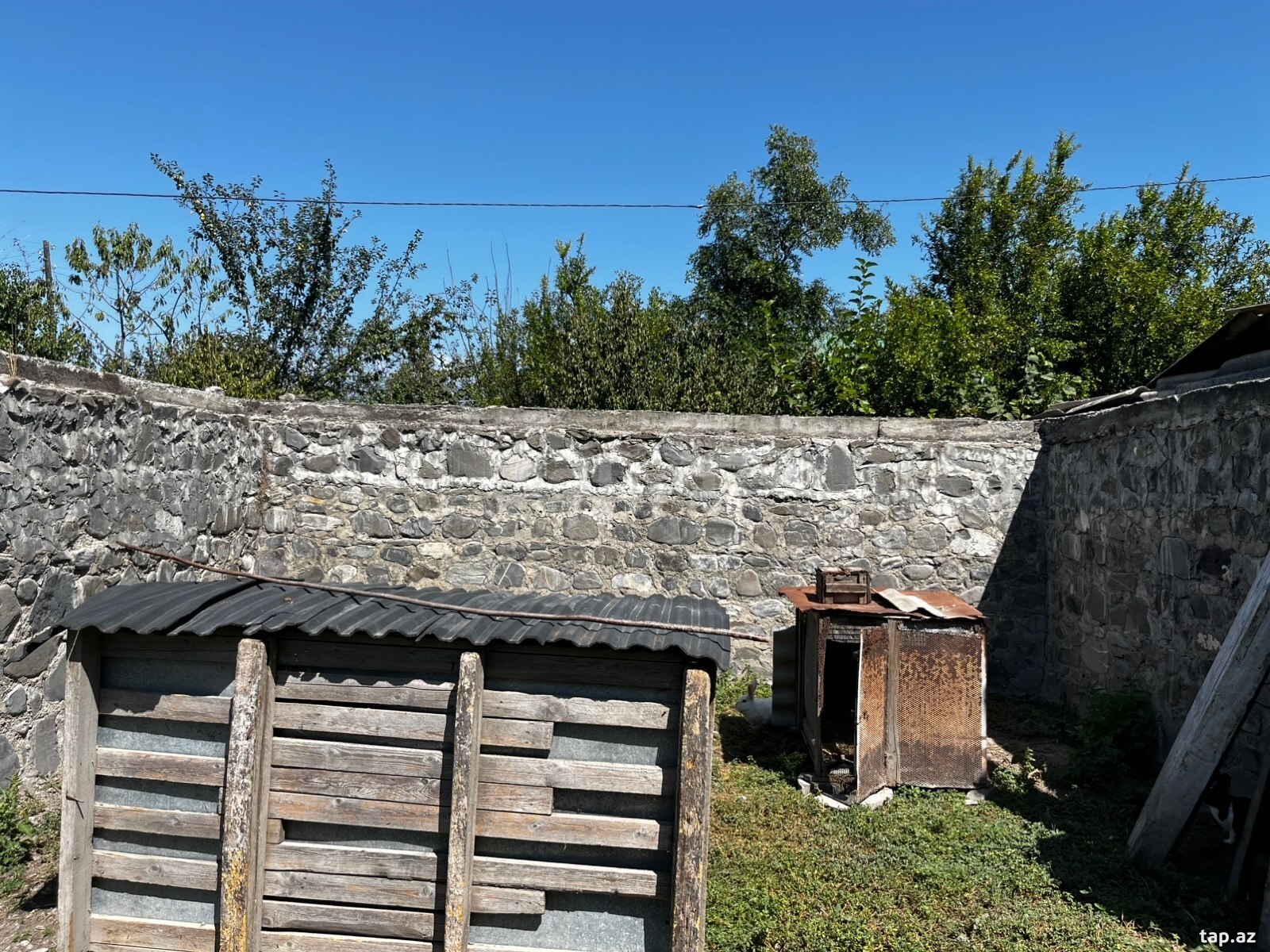 Həyət evi, Oğuz r.