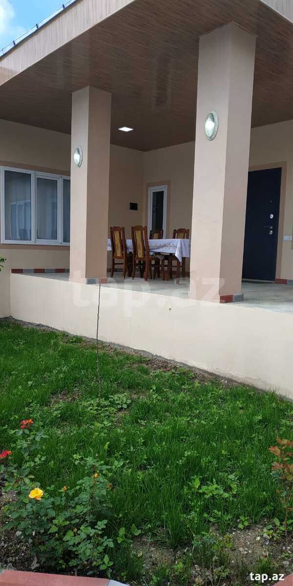Həyət evi kirayə verilir, Şəki ş.