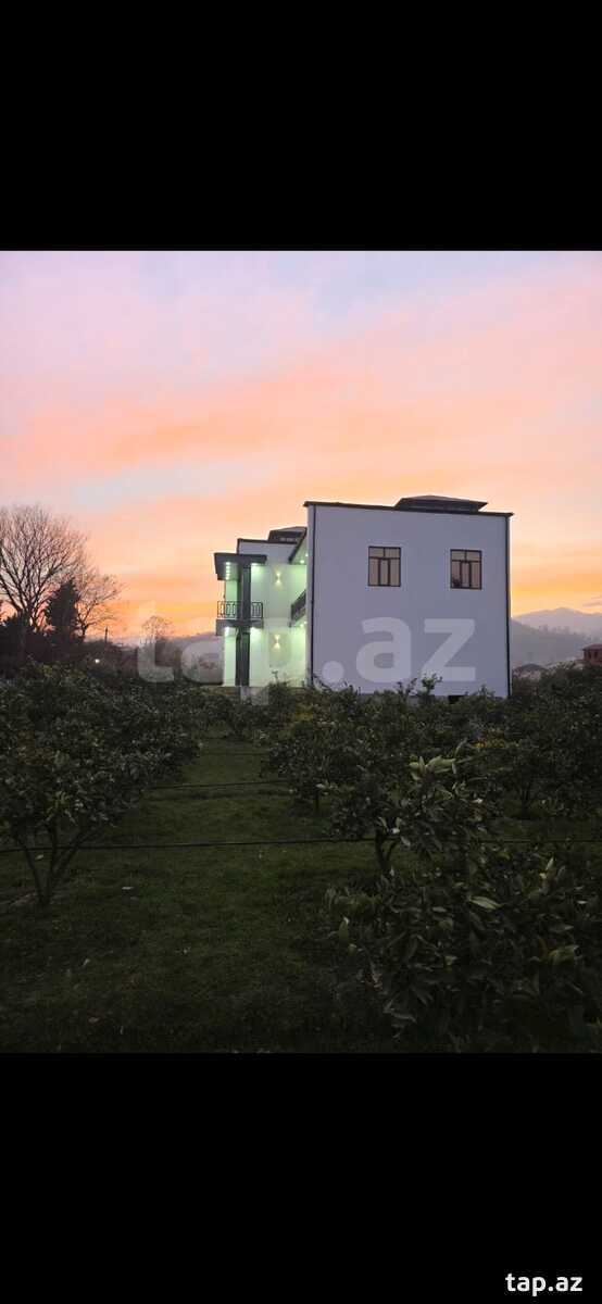 Villa, Vaqo k.