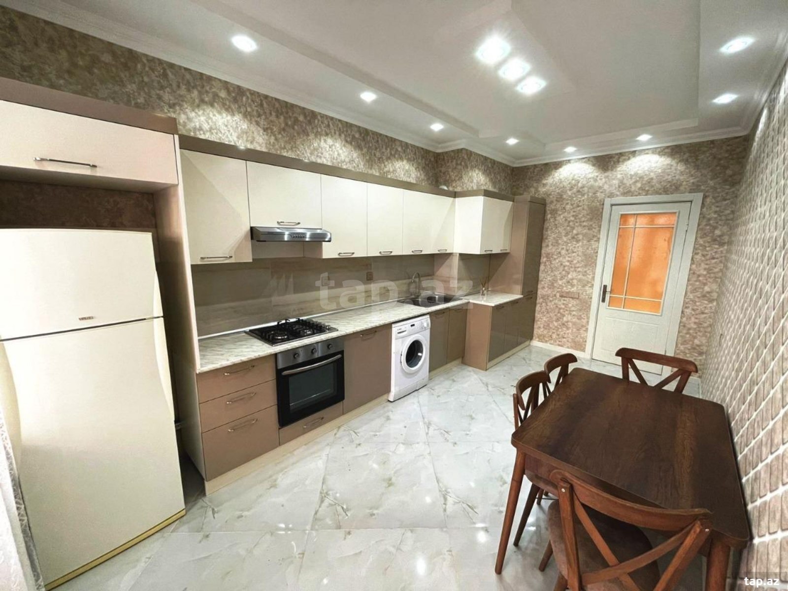 3-otaqlı yeni tikili kirayə verilir, Tələt Şıxaliyev küç., 120 m²