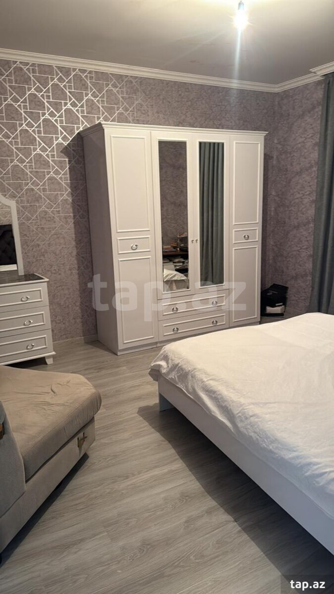 Həyət evi, Saray qəs.