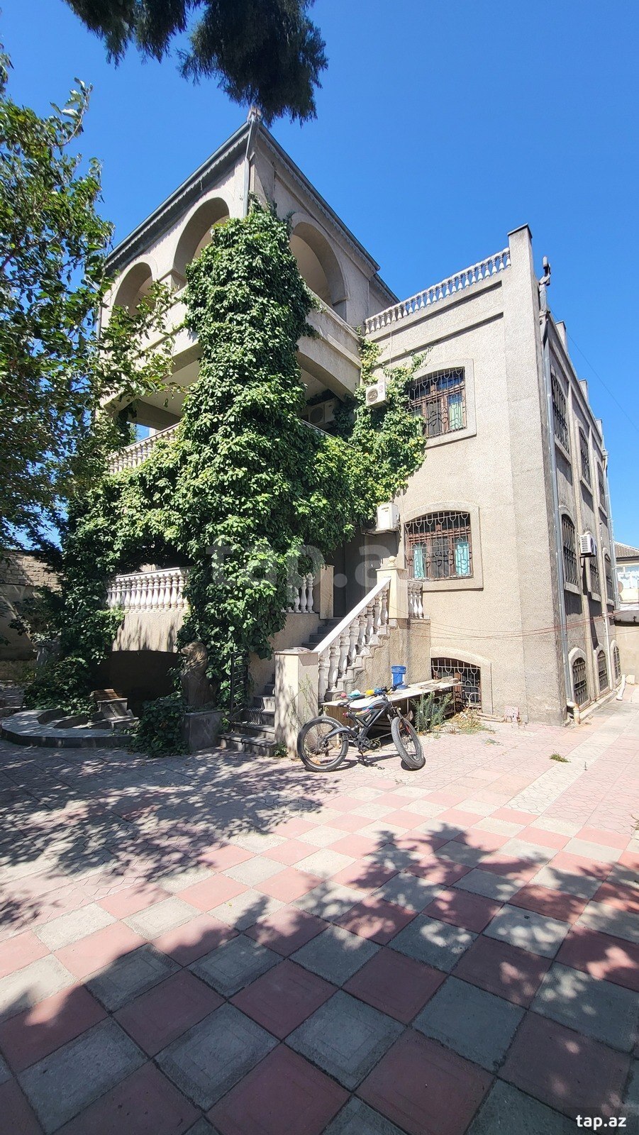 Həyət evi, Xətai r.