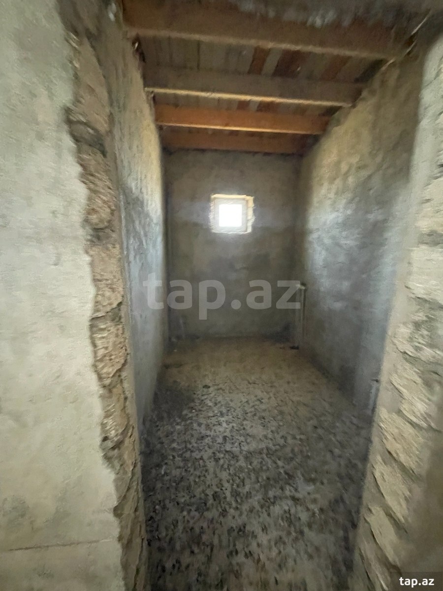 Həyət evi, Savalan qəs.